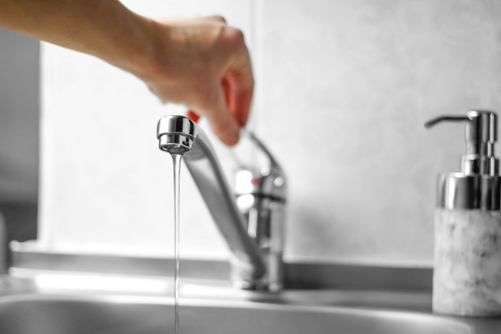 Risparmiare l'acqua conviene: ecco il "bonus doccia e rubinetti"