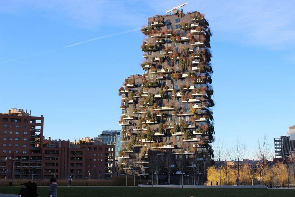 Grattacieli italiani, a Milano i più alti: nel Bosco Verticale le metrature più costose