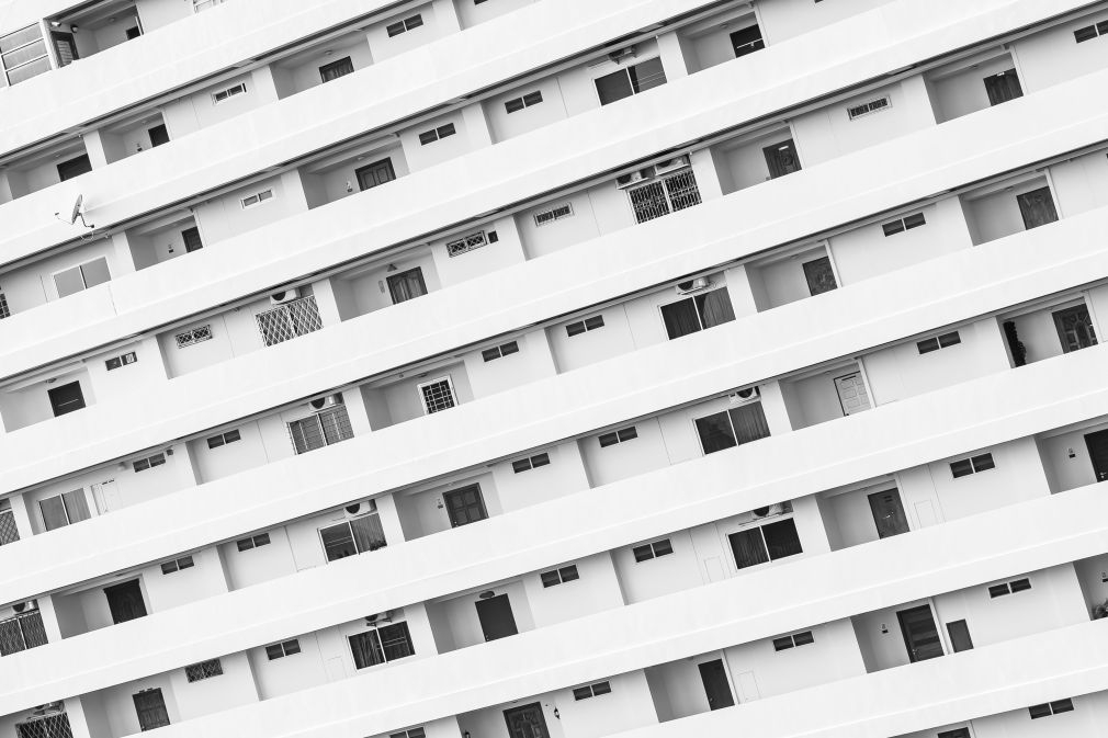 Chiudere balconi o verande: da oggi si può senza permessi
