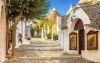 Da Alberobello a La Maddalena: ecco i nuovi borghi più belli d’Italia